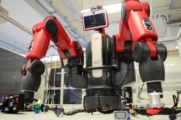 Kollaborativer Roboter mit Kabelsatz